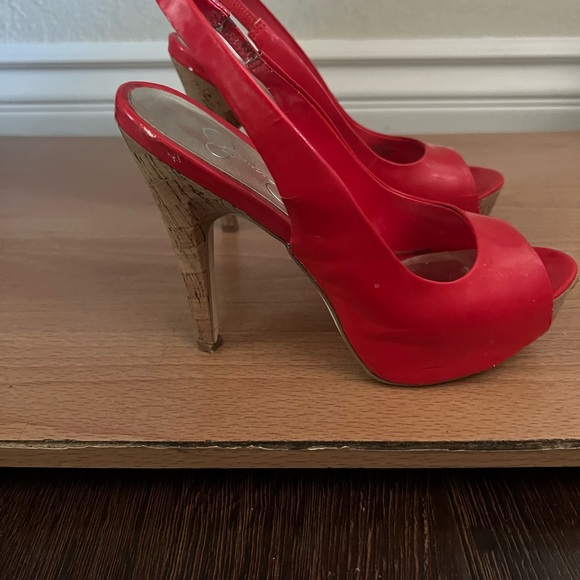 Red Heels - Picture 3 of 4